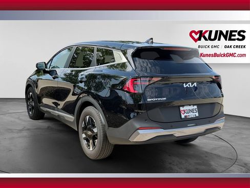 Used 2026 Kia Sportage LX FWD image 8