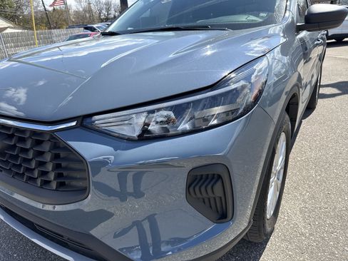 Used 2023 Ford Escape Active image 15