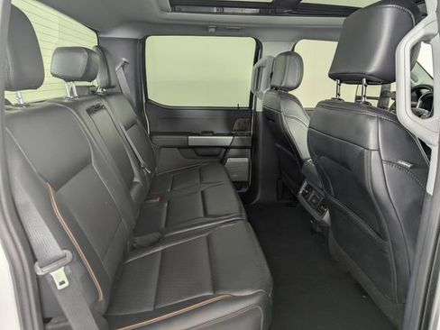 Used 2026 Ford F350 Lariat w/ Black Appearance Package AWD/4WD image 18