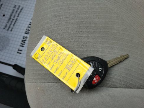 Used 2013 Toyota Corolla LE image 23