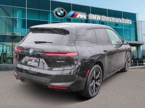 Certified 2023 BMW iX xDrive50 w/ Convenience Package image 4