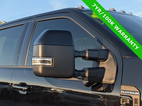 Used 2025 Ford F350 Platinum image 10