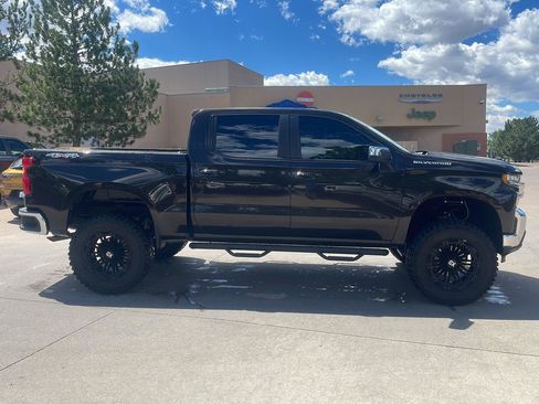 Used 2019 Chevrolet Silverado 1500 LT w/ All-Star Edition AWD/4WD image 4
