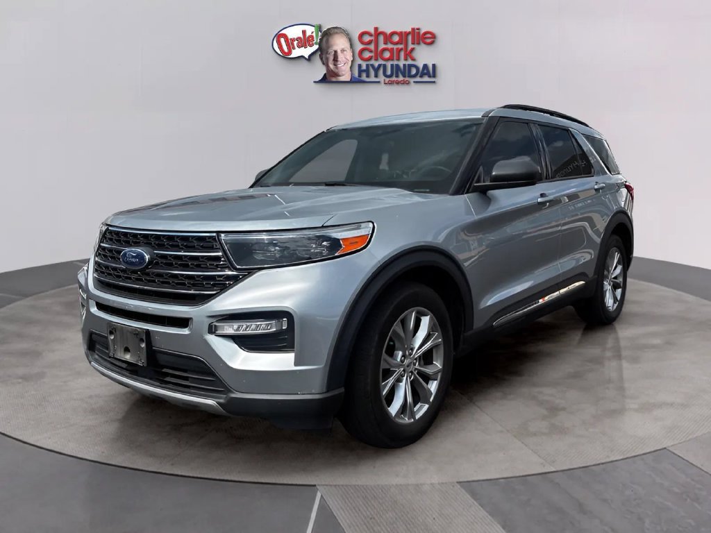 Used 2023 Ford Explorer XLT w/ Equipment Group 202A RWD image 1