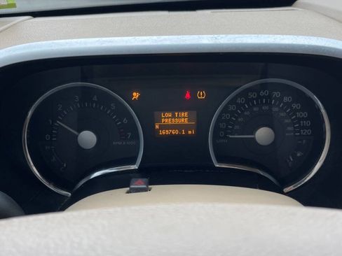 Used 2010 Mercury Mountaineer AWD image 4