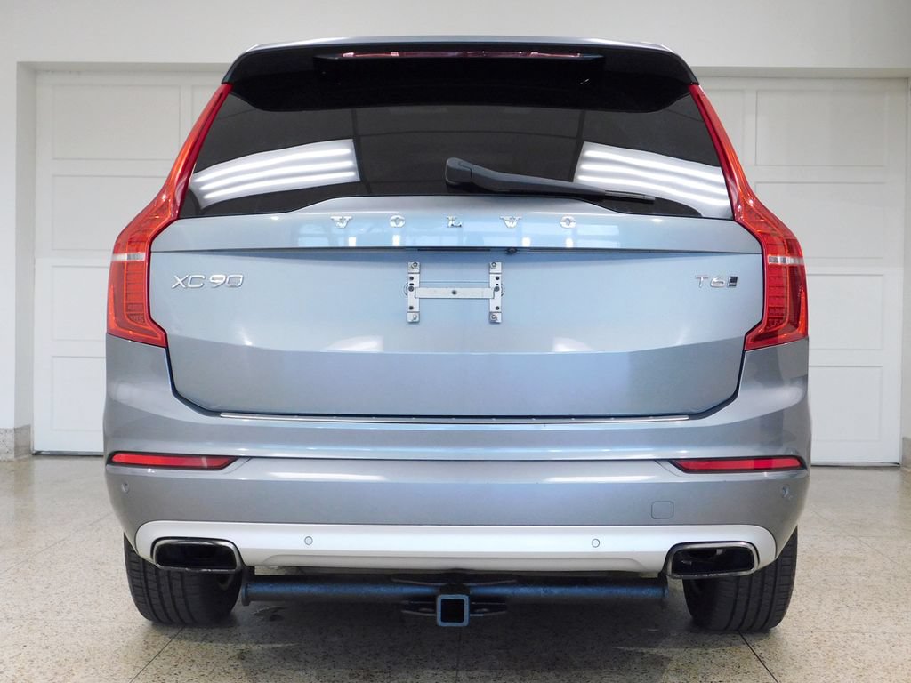 Used 2017 Volvo XC90 T6 Momentum w/ Vision Package AWD/4WD image 5