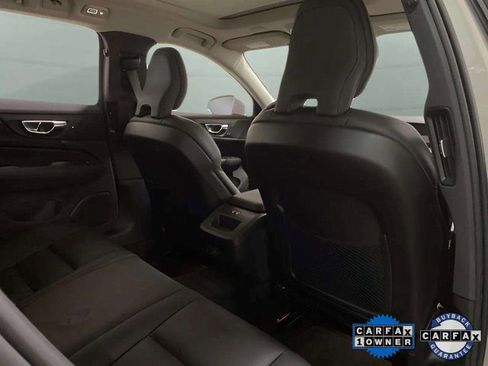 Used 2025 Volvo V60 B5 Cross Country Plus image 75
