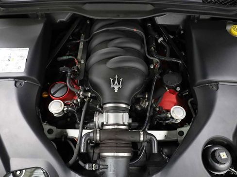 Used 2018 Maserati GranTurismo Sport image 46