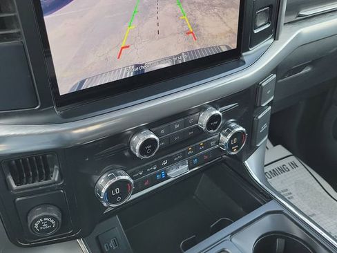 Used 2021 Ford F150 Lariat RWD image 25
