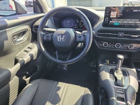 Certified 2025 Honda HR-V EX-L image 10