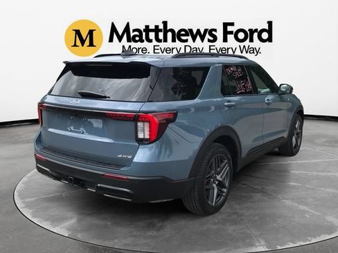 Used 2026 Ford Explorer ST-Line w/ ST-Line Street Pack AWD/4WD image 5