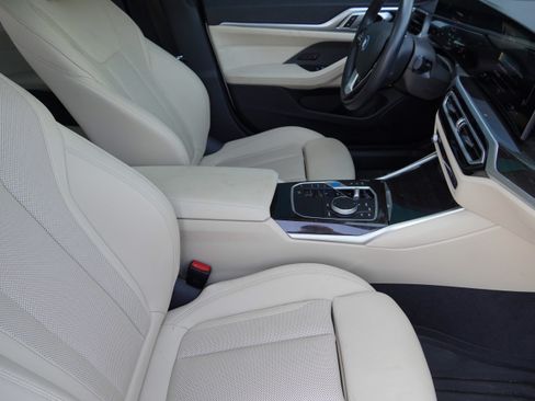 Used 2023 BMW i4 eDrive40 RWD image 12