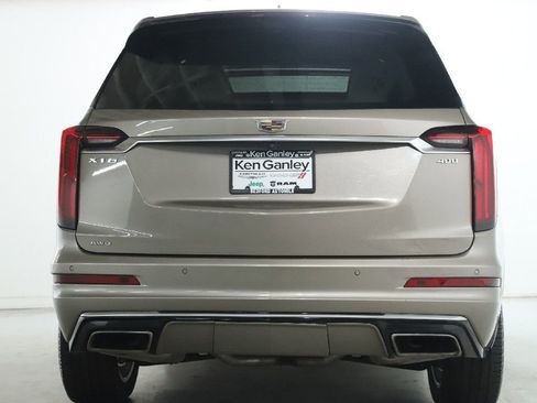 Used 2023 Cadillac XT6 Premium Luxury w/ Technology Package AWD/4WD image 42