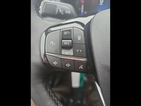 New 2025 Ford Escape SE image 37