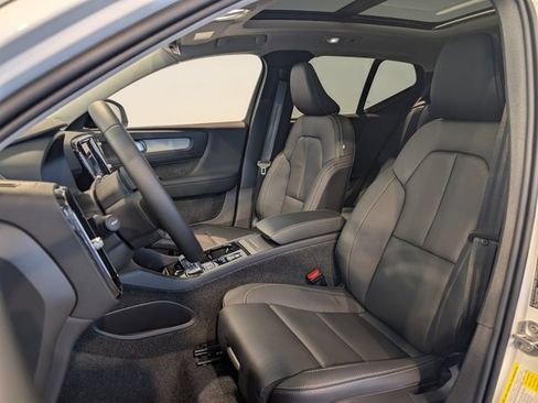 New 2026 Volvo XC40 B5 Plus w/ Protection Package Premier image 11