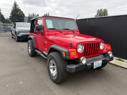 Used 2005 Jeep Wrangler X AWD/4WD image 2