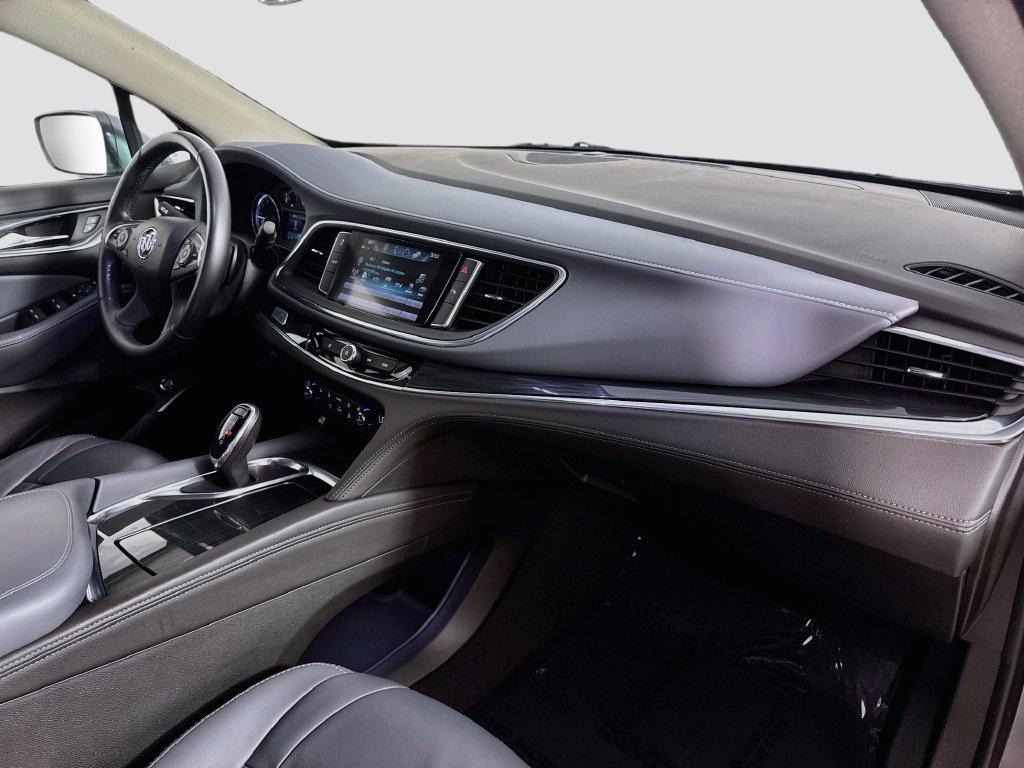 Used 2019 Buick Enclave Essence AWD/4WD image 38