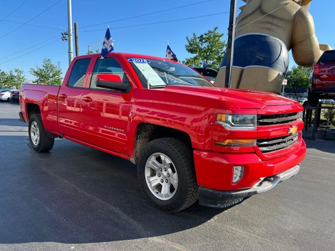 Used 2018 Chevrolet Silverado 1500 LT w/ All Star Edition AWD/4WD image 8