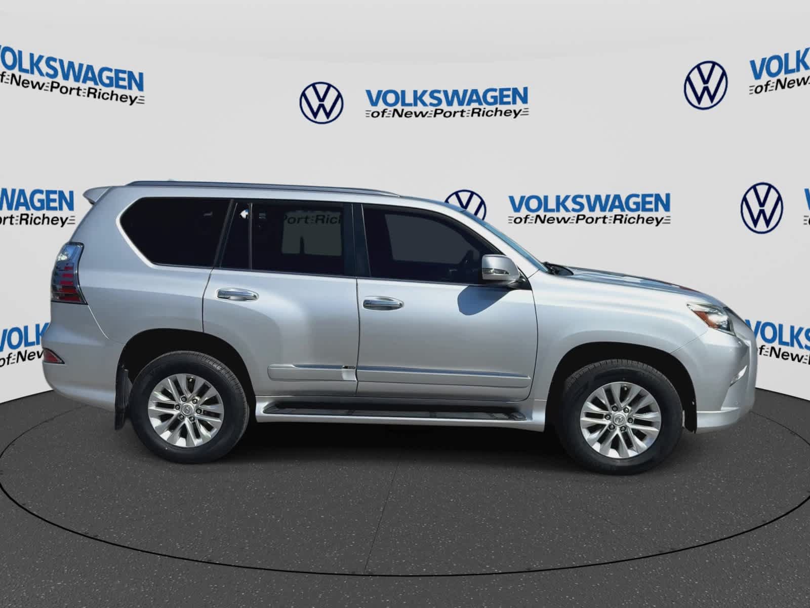 Used 2016 Lexus GX 460 w/ Premium Package AWD/4WD image 9