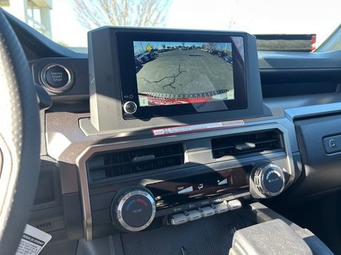 Used 2025 Toyota 4Runner SR5 image 21