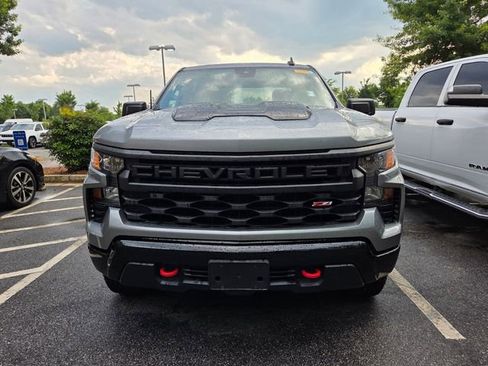 Used 2025 Chevrolet Silverado 1500 Custom Trail Boss AWD/4WD image 2