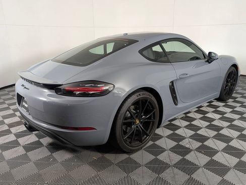 Used 2025 Porsche 718 Cayman image 7