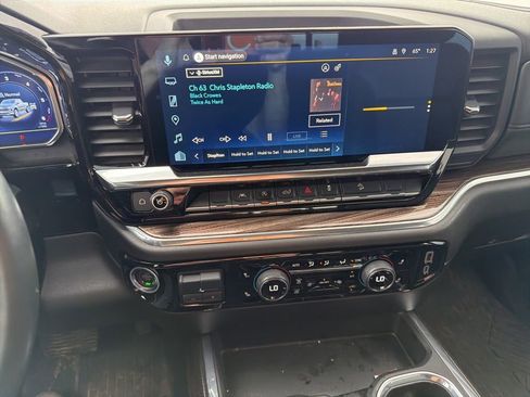 Used 2025 Chevrolet Silverado 1500 RST image 10