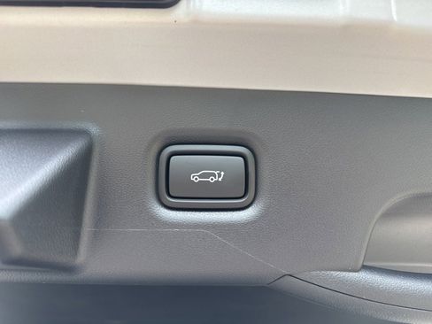 New 2025 Hyundai Ioniq 5 SEL image 16