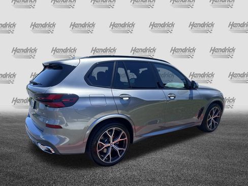 Used 2026 BMW X5 xDrive40i w/ M Sport Package AWD/4WD image 10