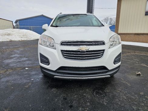 Used 2016 Chevrolet Trax LT w/ LT Convenience Package AWD/4WD image 23