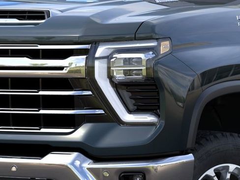 New 2026 Chevrolet Silverado 3500 LTZ AWD/4WD image 10