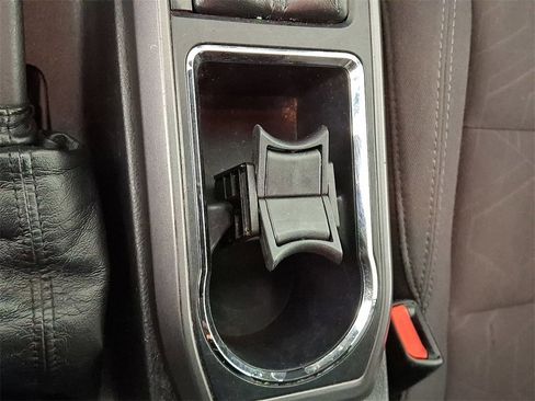 Used 2019 Toyota Tacoma TRD Sport image 25