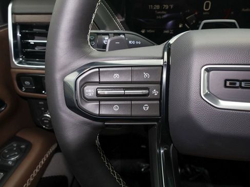 New 2026 GMC Yukon XL Denali Ultimate w/ LPO, Floor Liner Package AWD/4WD image 31