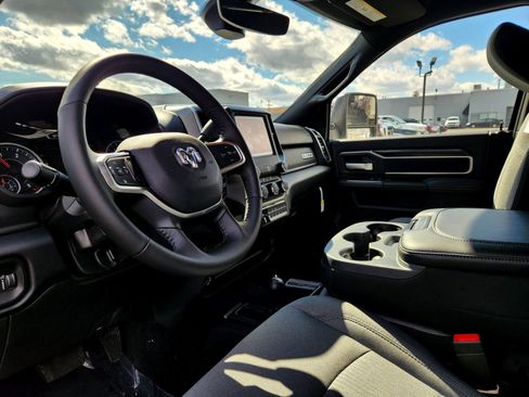 New 2024 RAM 4500 SLT w/ Quick Order Package 2YG SLT image 18