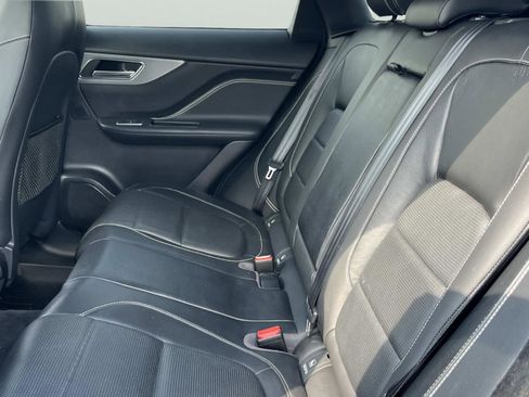 Used 2020 Jaguar F-PACE S AWD/4WD image 19
