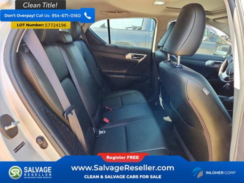 Used 2013 Lexus CT 200h w/ Premium Pkg w/Navigation FWD image 13