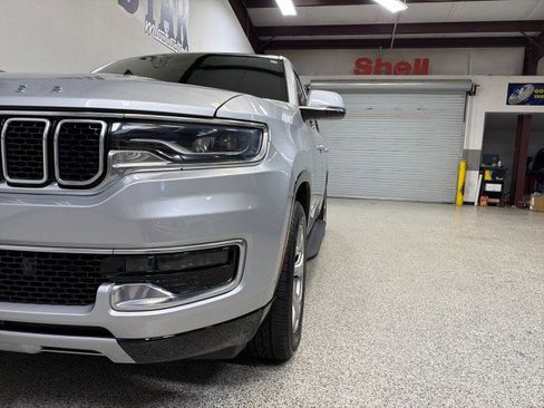 Used 2022 Jeep Wagoneer Series II image 10