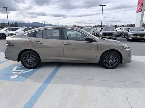 New 2026 Nissan Sentra SV image 5