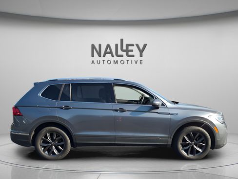 Used 2023 Volkswagen Tiguan SE image 7