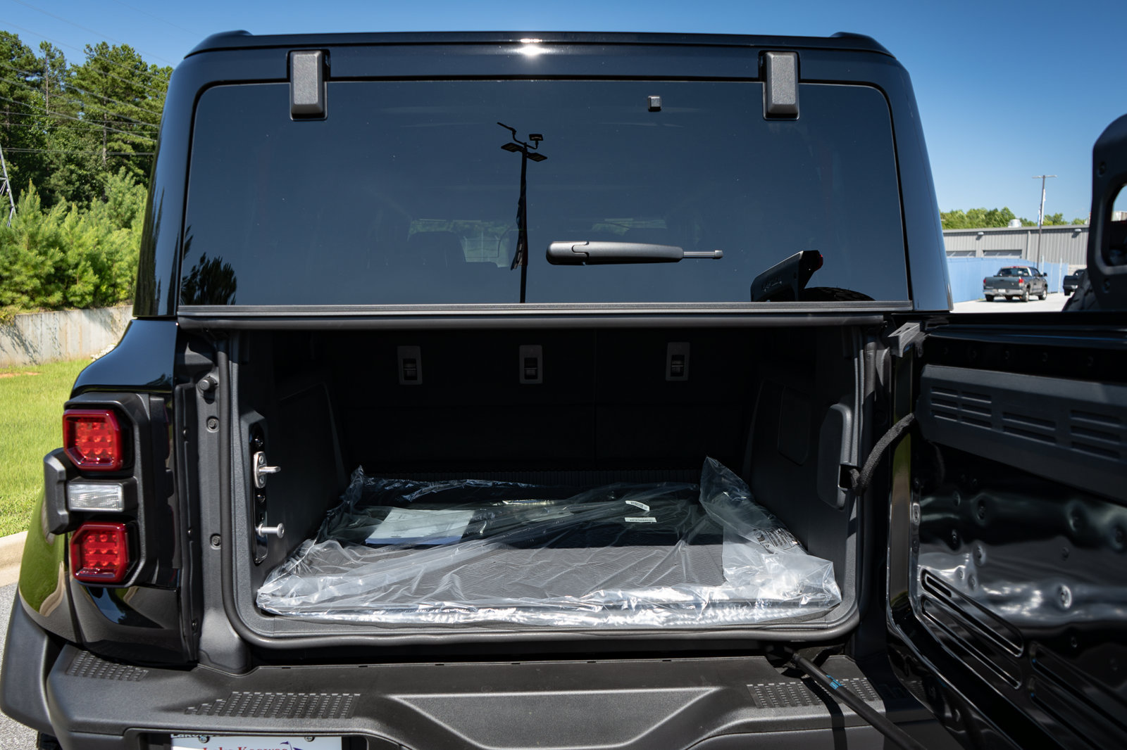 New 2026 Ford Bronco Raptor AWD/4WD image 22