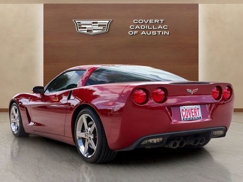 Used 2008 Chevrolet Corvette Coupe w/ Preferred Equipment Group image 3