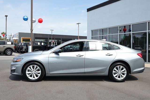 Used 2025 Chevrolet Malibu LT FWD image 9