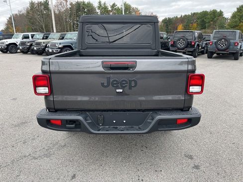 New 2026 Jeep Gladiator Sport image 6