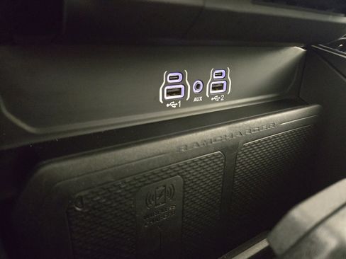 Certified 2025 RAM 1500 Big Horn AWD/4WD image 28
