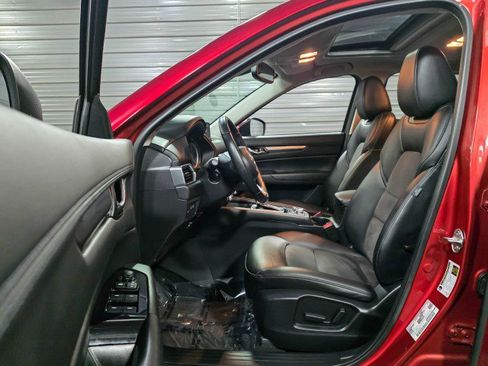 Used 2019 MAZDA CX-5 Touring image 13