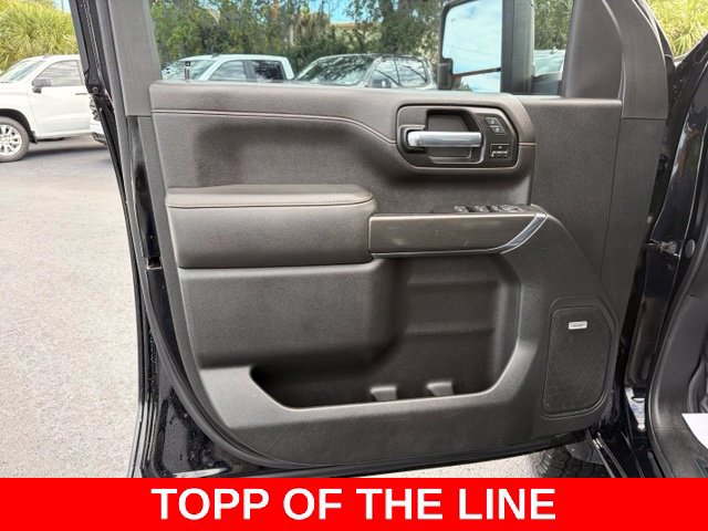 Used 2020 GMC Sierra 2500 AT4 w/ AT4 Premium Package AWD/4WD image 12