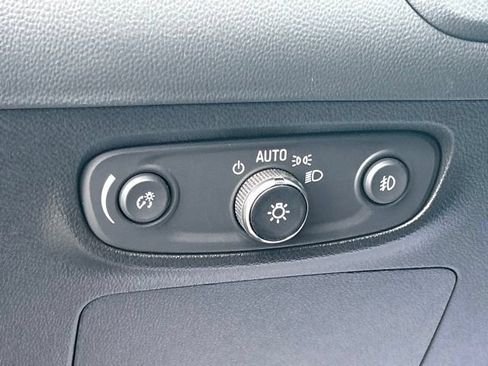 Used 2023 Buick Encore GX Preferred w/ Cold Weather Comfort Package AWD/4WD image 23