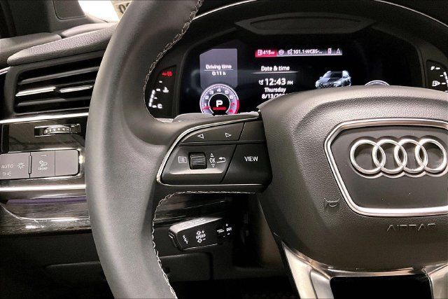 Used 2025 Audi Q7 3.0T Premium Plus w/ Premium Plus Package AWD/4WD image 11