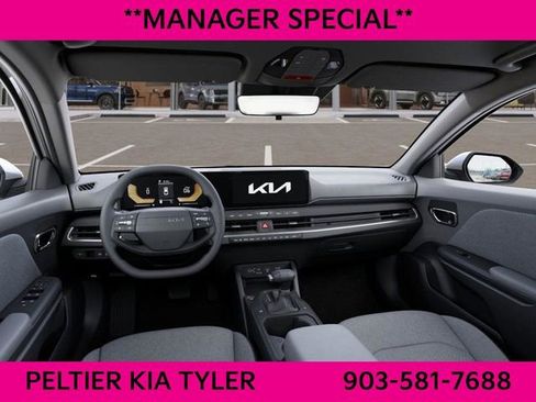 New 2025 Kia K4 LX image 15