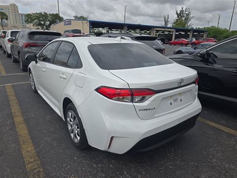 Used 2026 Toyota Corolla LE FWD image 4